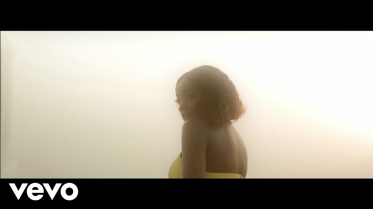 [Video] Simi – Duduke