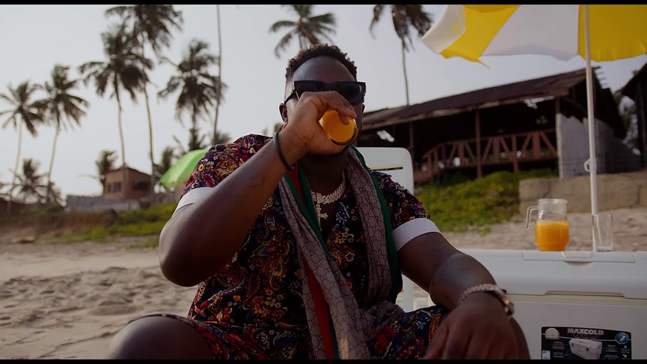 Video: Medikal ft. Kuami Eugene – Oseiyie