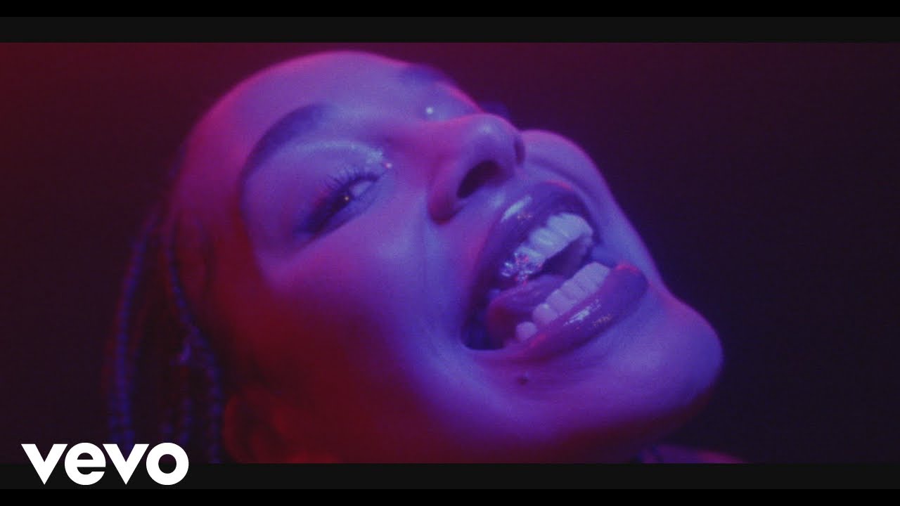 Jorja Smith Little Things Video