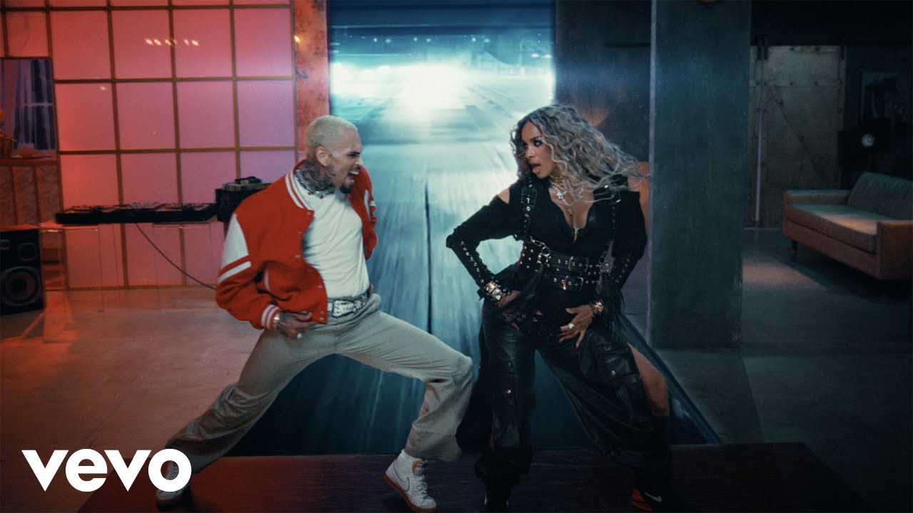 Ciara ft. Chris Brown – How We Roll (Video)